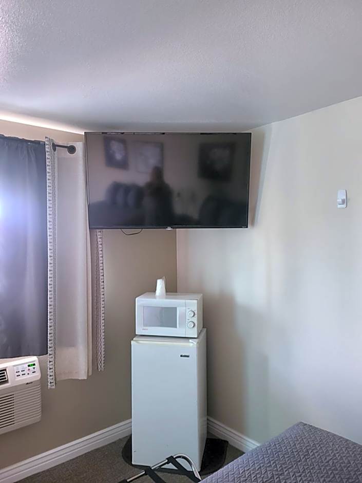 Red Rock Motel and Dam Motel