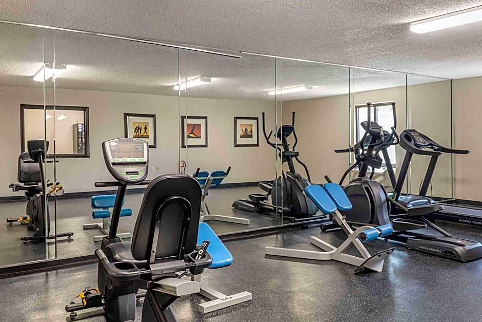 Extended Stay America Suites - Arlington - Six Flags