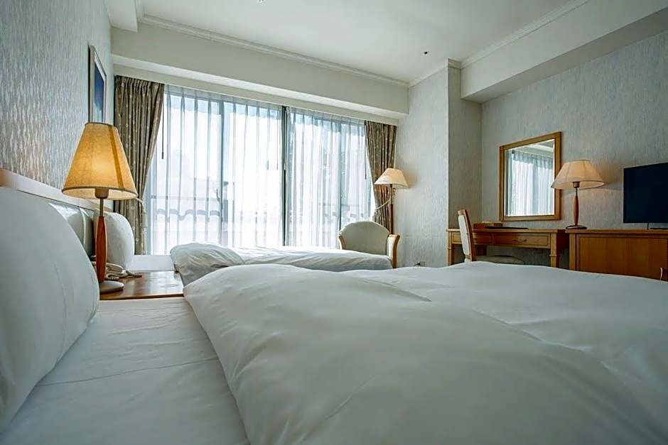 The Koos Hotel