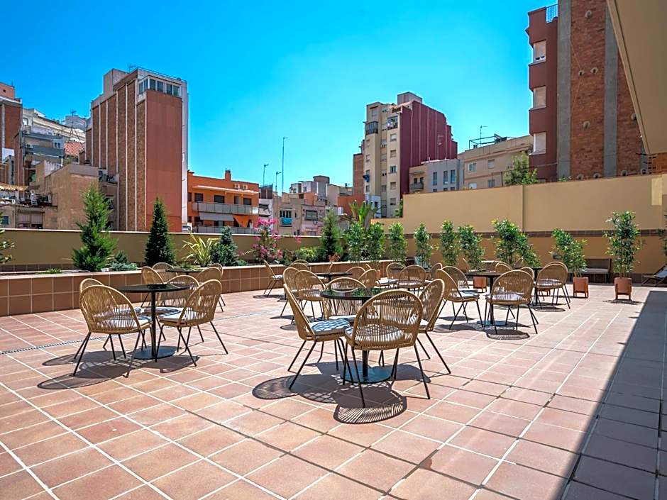 limehome Barcelona Carrer de Besalú 82