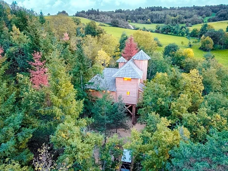 Cabane Château hôtel luxe avec spa privatif Aulteribe - Le Peydébé