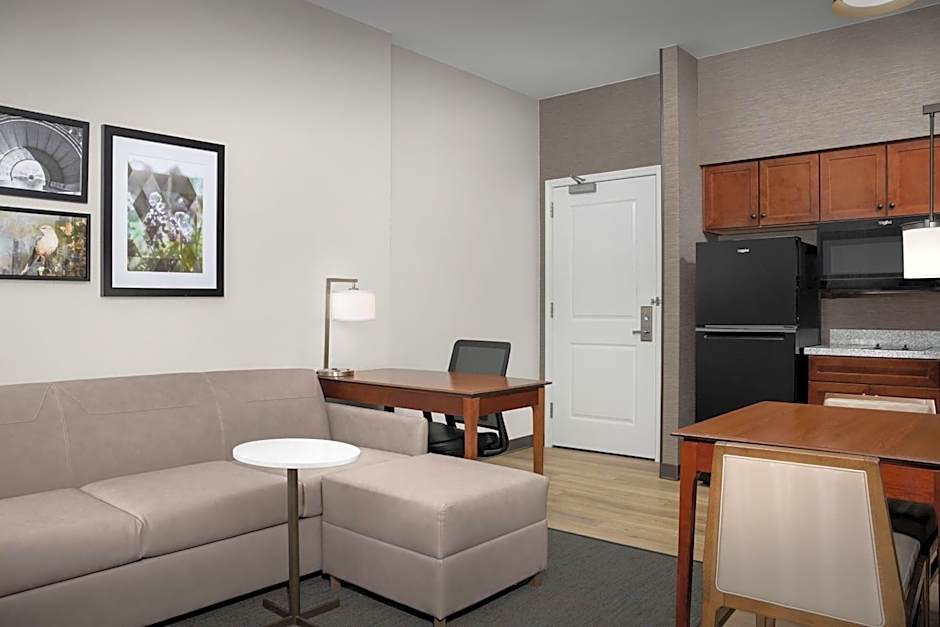 Photo 1 of 10 of Studio 1 Queen Bed with Sofabed