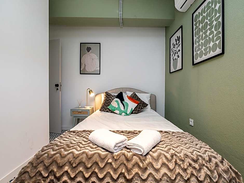 Walk in Hostel Faro Airport