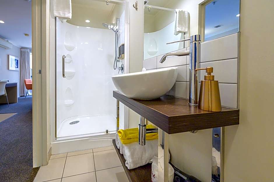 U Residence Hotel, Signature Collection by BW
