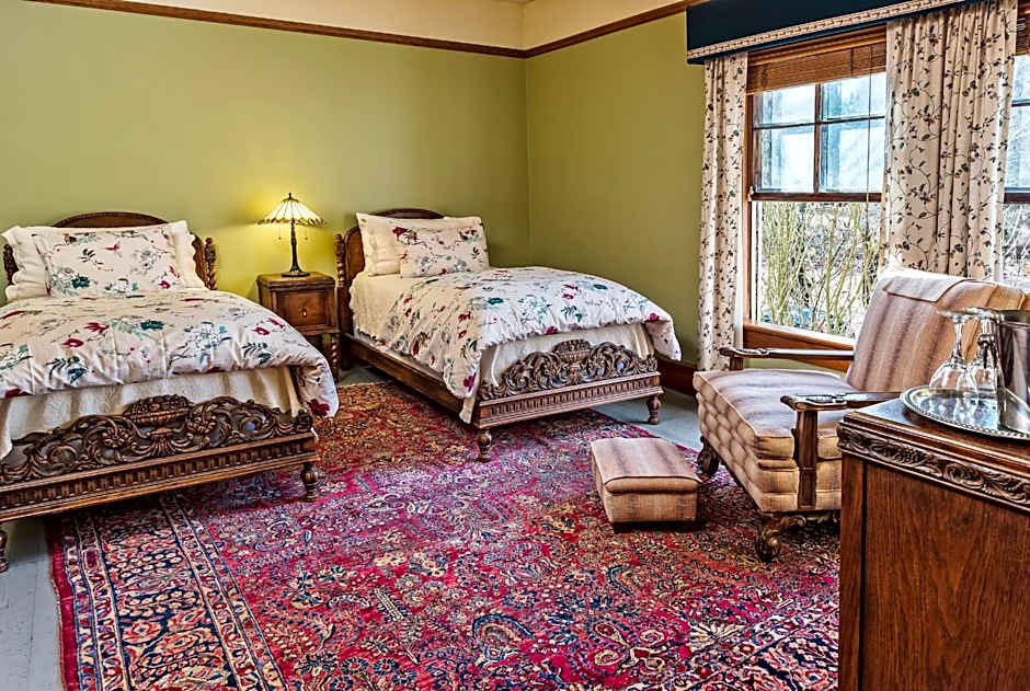 Photo 1 of 1 of Deluxe 1 Double Bed or 2 Beds