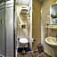 Kuran Hotel International