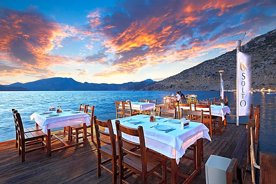 Fİ Light Solto Boutique Beach Hotel