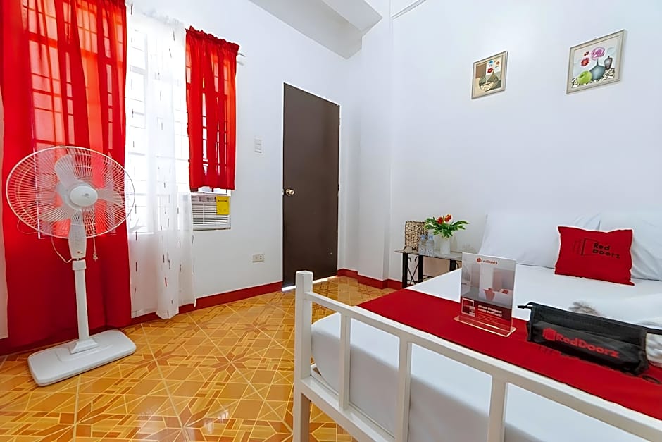 RedDoorz @ Pag Asa Rawis Legazpi