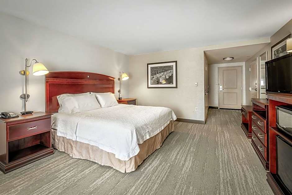 Hampton Inn By Hilton Nashua