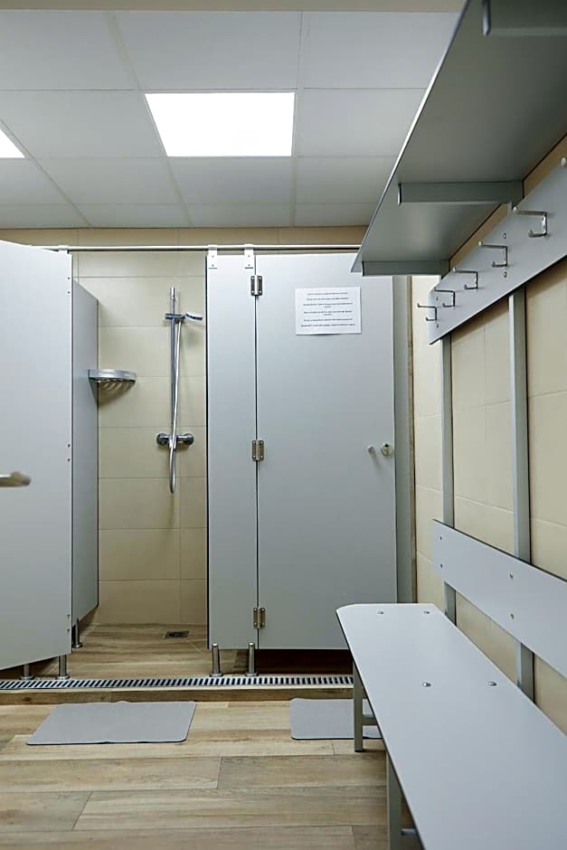 Hostel Dos Estaciones - Scandinavian Design - Albergue Juvenil - FREE towels, coffee & tea, remote check-in
