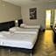 Hotel Mayflower