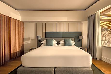 Premium Deluxe Triple Room with Sea View