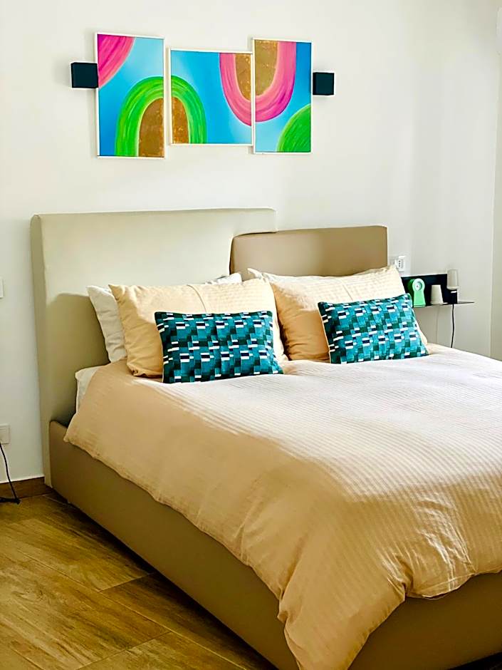 Zeta Rooms