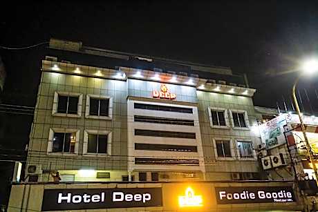 THE DEEP HOTEL