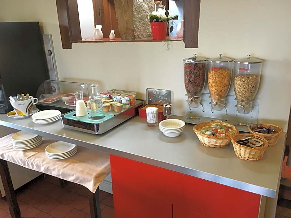 Logis Hotel Restaurant La Vieille Ferme, Macon Nord