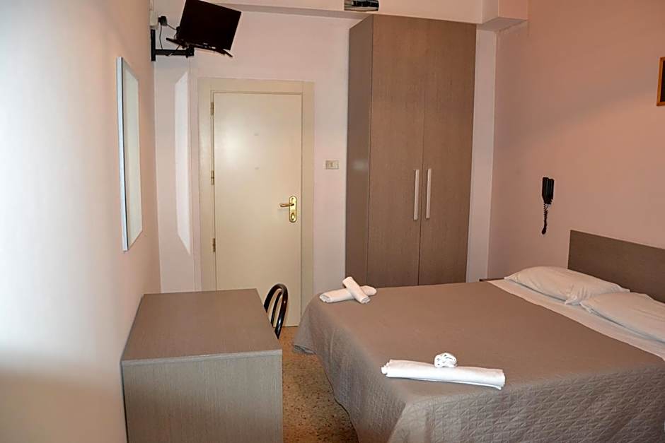 Hotel Britta