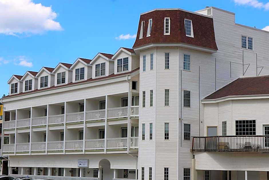 Roosevelt Inn Mount Rushmore