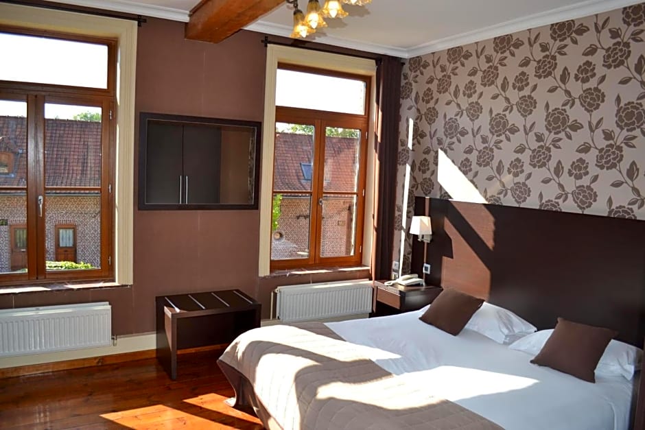 Le Domaine des Cigognes