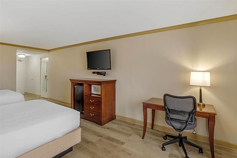 Best Western Plus Morristown Inn