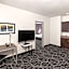 La Quinta Inn & Suites by Wyndham Boutte