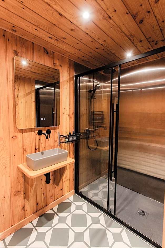 The Bulls Head Wild Cabins