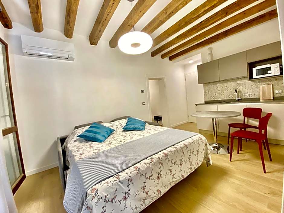Suite House new apartments wi fi Venice island