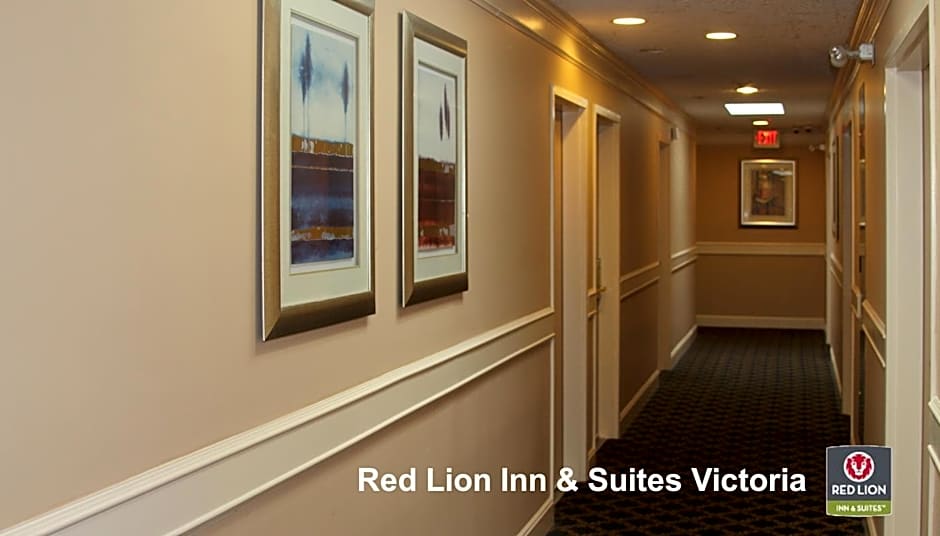 Red Lion Inn and Suites Victoria