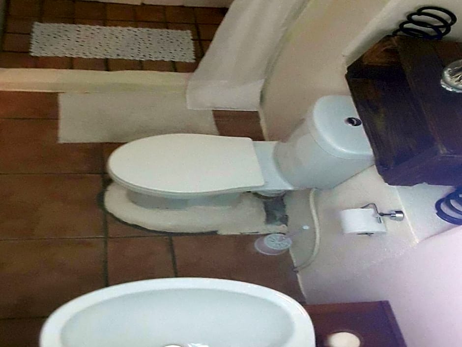 Thys'e Kombuis & Guest Farm