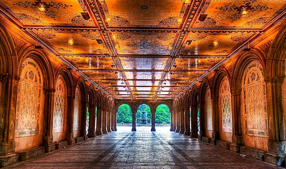 Massive 1BR w Private Patio in Upper East Side