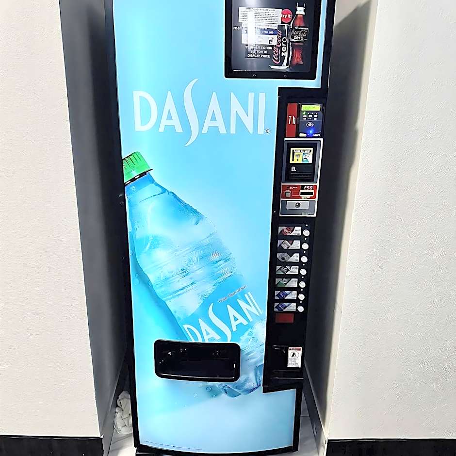 Red Roof Inn & Suites Newport - Middletown, RI