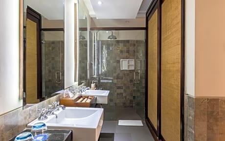 OCEAN FACING COTTAGE