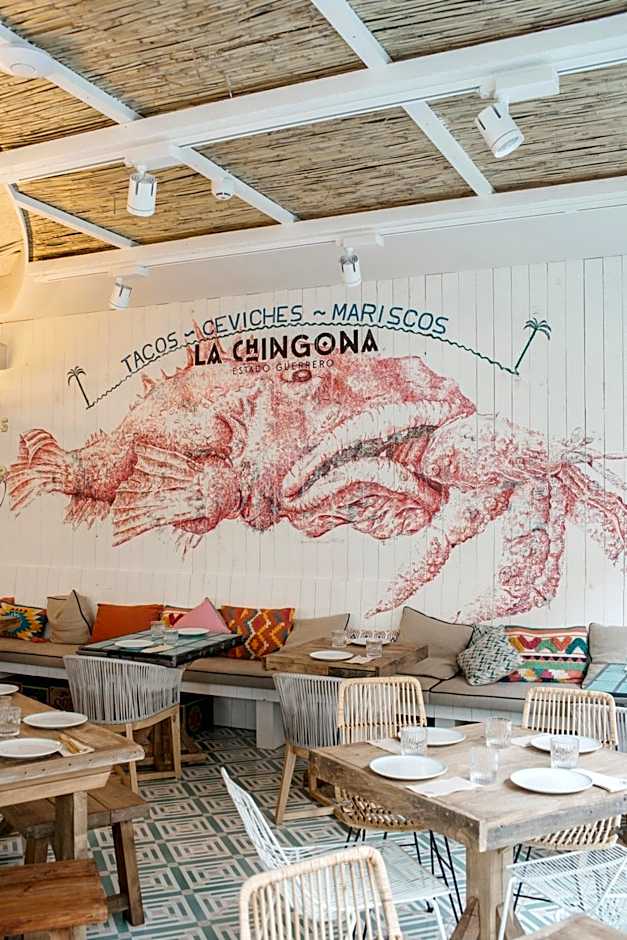 Aravaca Village Hotel