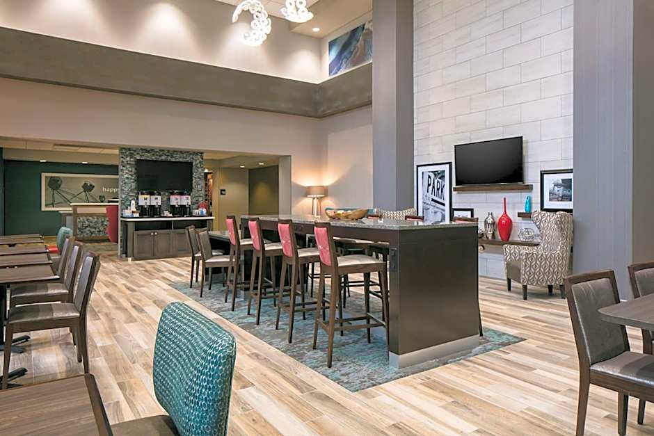 Hampton Inn By Hilton Wichita Northwest