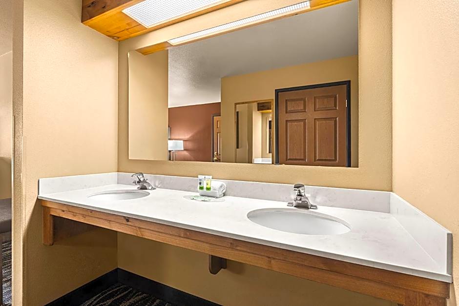 Bitterroot River Inn and Conference Center