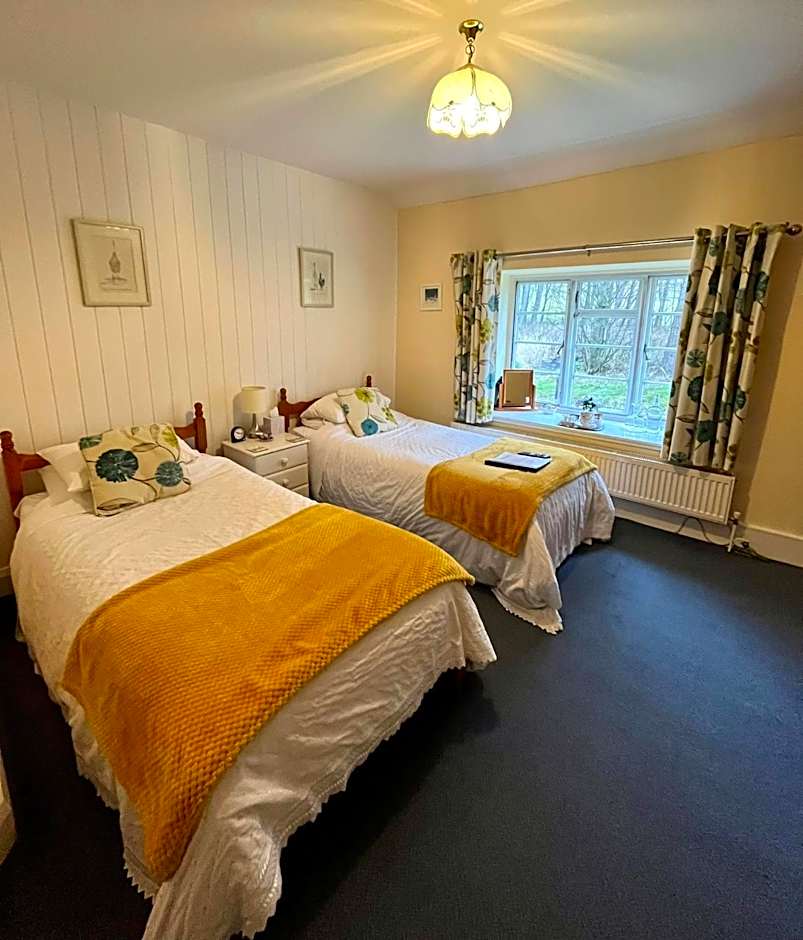 Dunscar Farm Bed & Breakfast