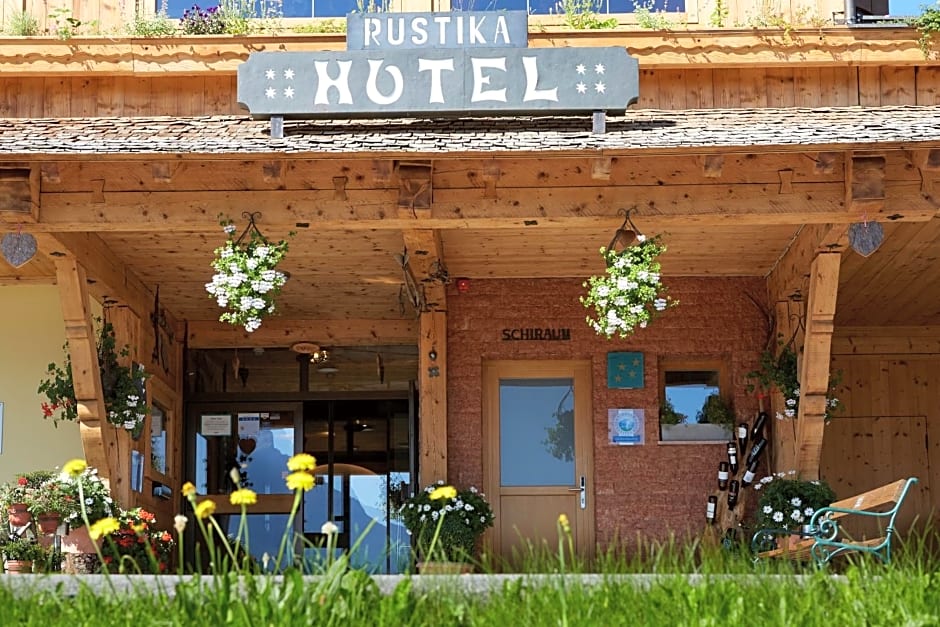 Hotel Rustika