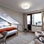 Home Hotel Wellington