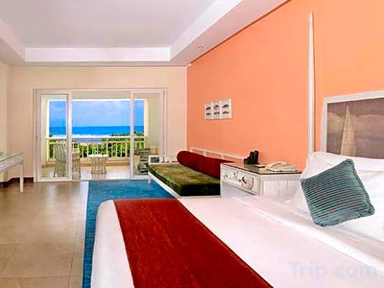 Mayfair Waves Resort