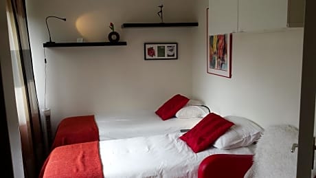 Budget 2 Beds