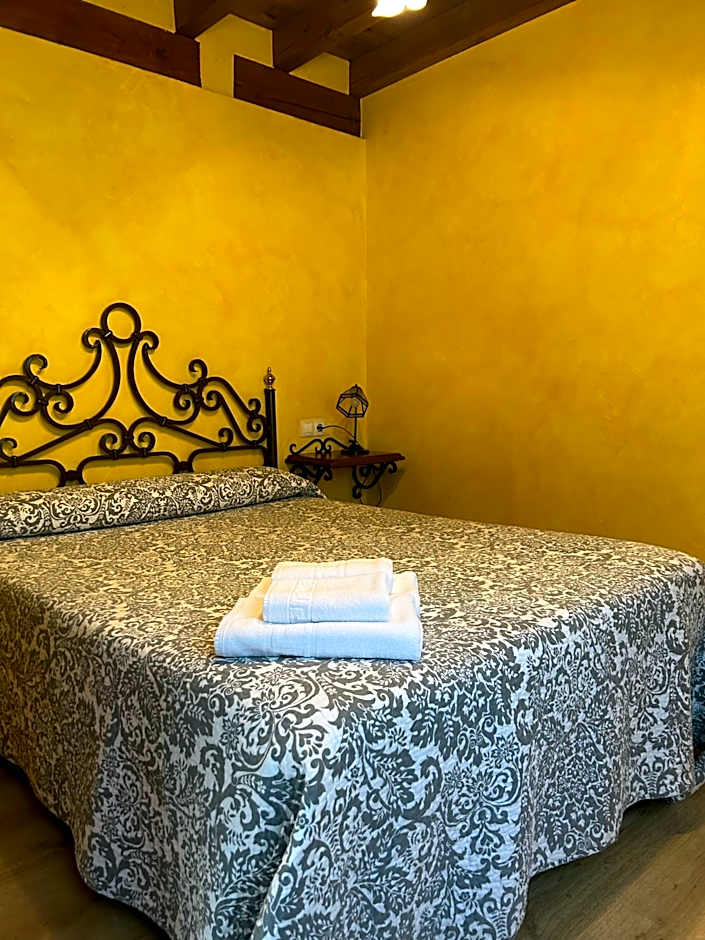 Apartamentos La Montaña