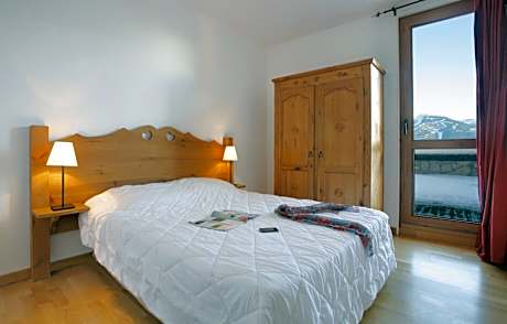 Apartment (2-8 Adults)