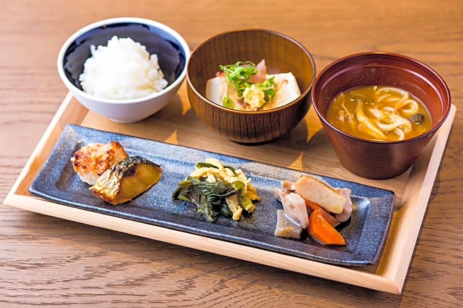 Hotel Resol Trinity Kyoto Oikefuyacho