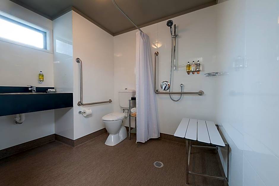 Beachcomber Inn (Picton)