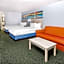 Days Inn & Suites by Wyndham Williamsburg Colonial