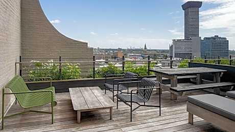 One-Bedroom Suite with Patio