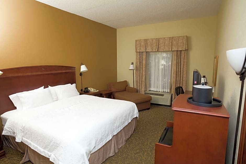 Hampton Inn By Hilton Oneonta, NY