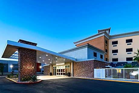 Fairfield by Marriott® Inn & Suites Phoenix West Chandler