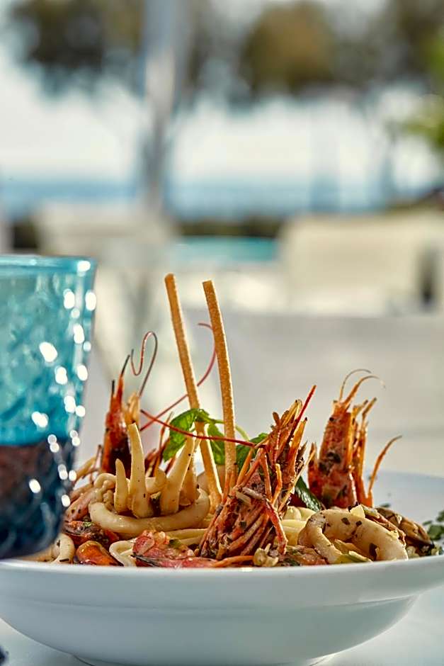 Aqua Blue Beach Hotel