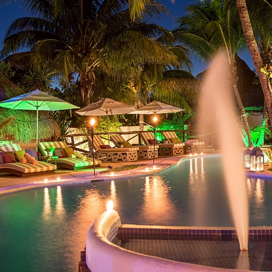 Ser Casasandra Boutique Hotel                                                                    