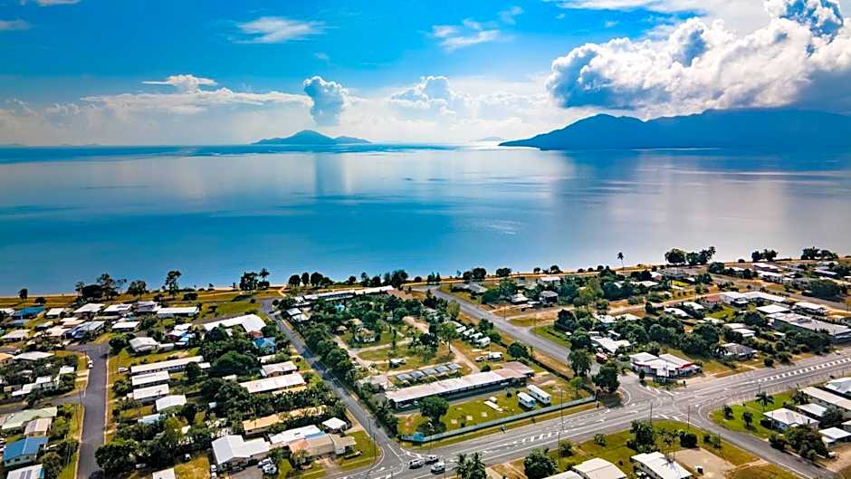 Cardwell Beachcomber Motel & Tourist Park